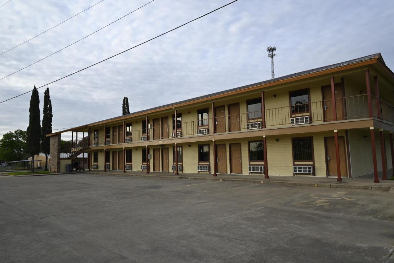 Coachway Inn Luling Luaran gambar
